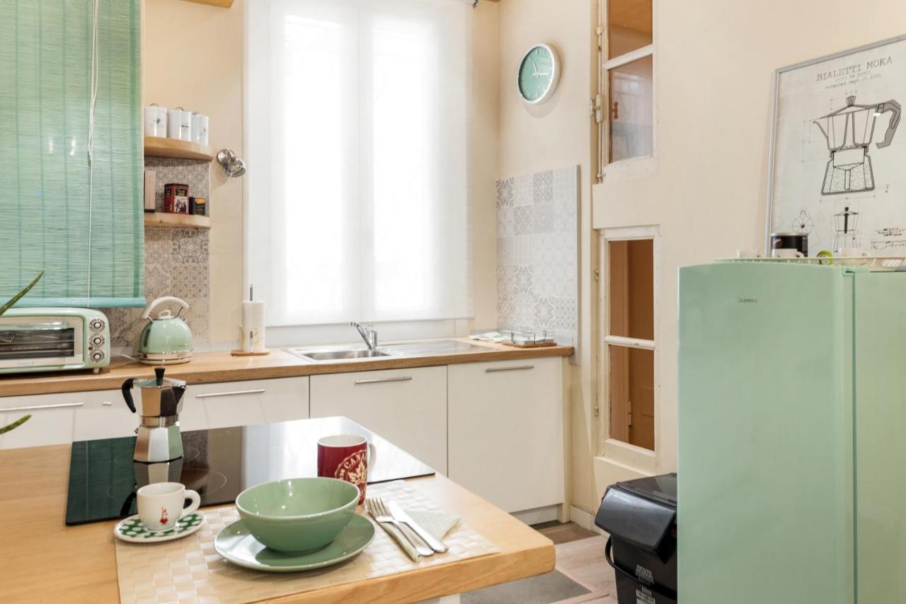Azeglio Apartemen